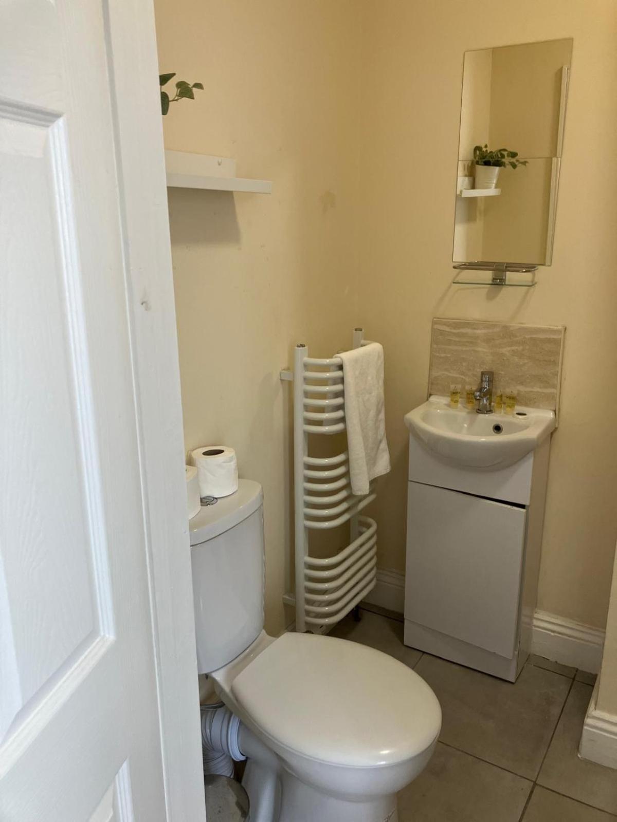 Specious Studio Flats Londen Buitenkant foto