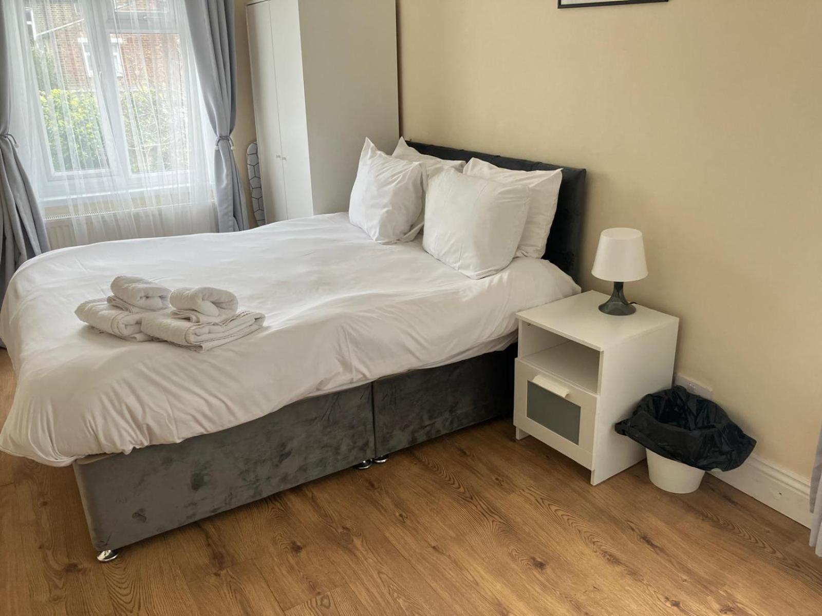 Specious Studio Flats Londen Buitenkant foto