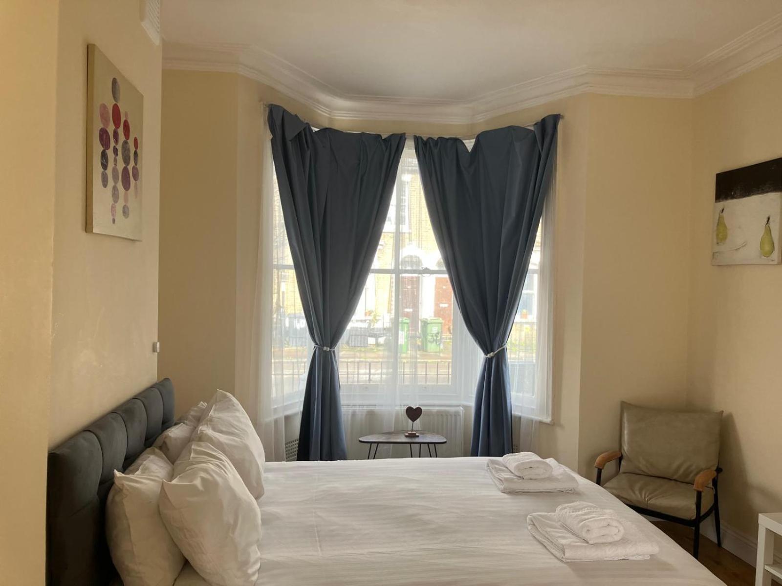 Specious Studio Flats Londen Buitenkant foto
