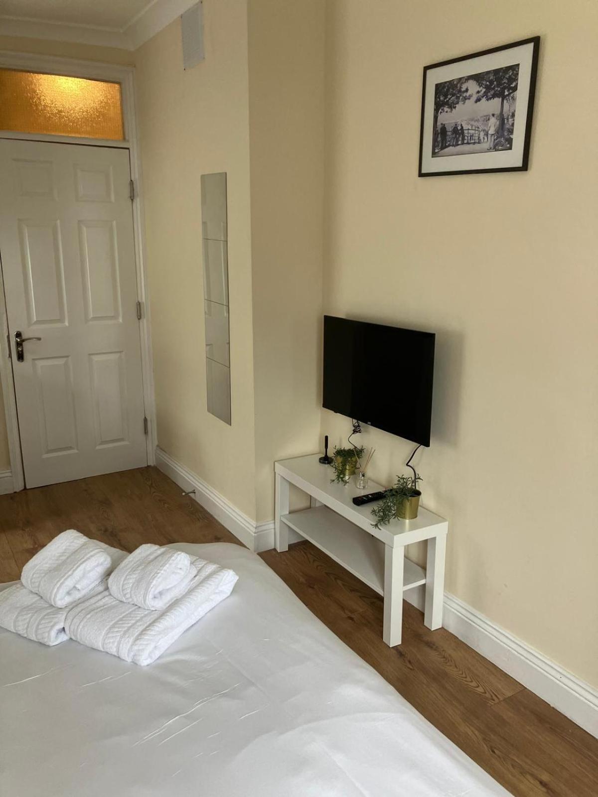 Specious Studio Flats Londen Buitenkant foto